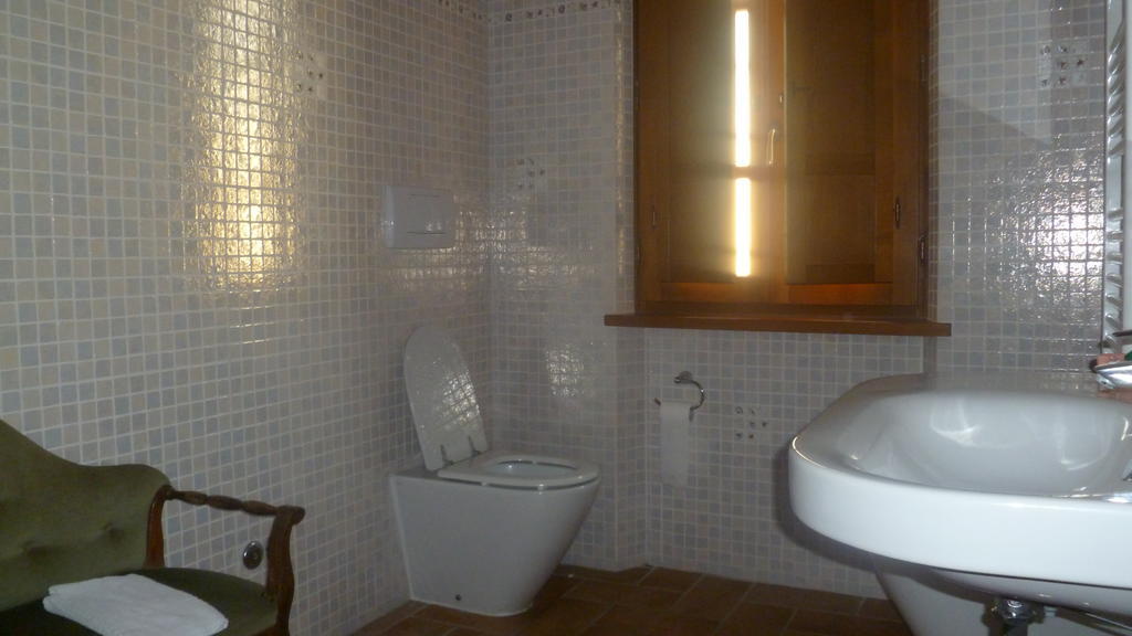 Le Ginestre B & B Massarosa Rum bild