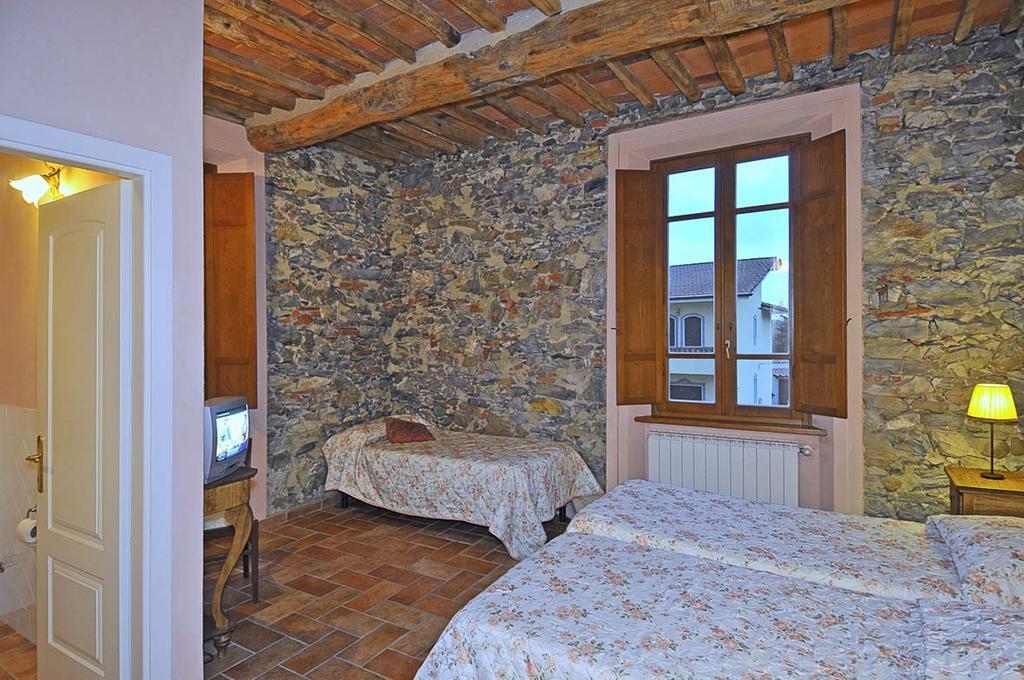 Le Ginestre B & B Massarosa Rum bild