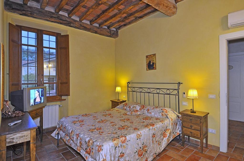 Le Ginestre B & B Massarosa Rum bild