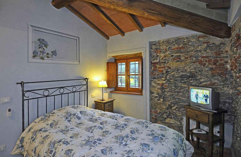Le Ginestre B & B Massarosa Rum bild